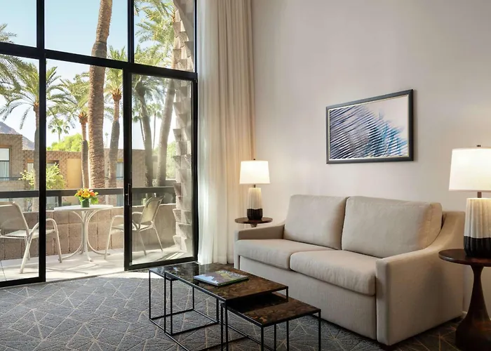 Doubletree By Hilton Paradise Valley 4*