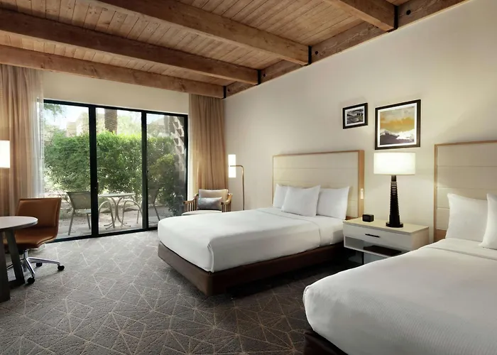 Doubletree By Hilton Paradise Valley 4*