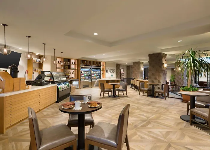 Doubletree By Hilton Paradise Valley Resort 4*