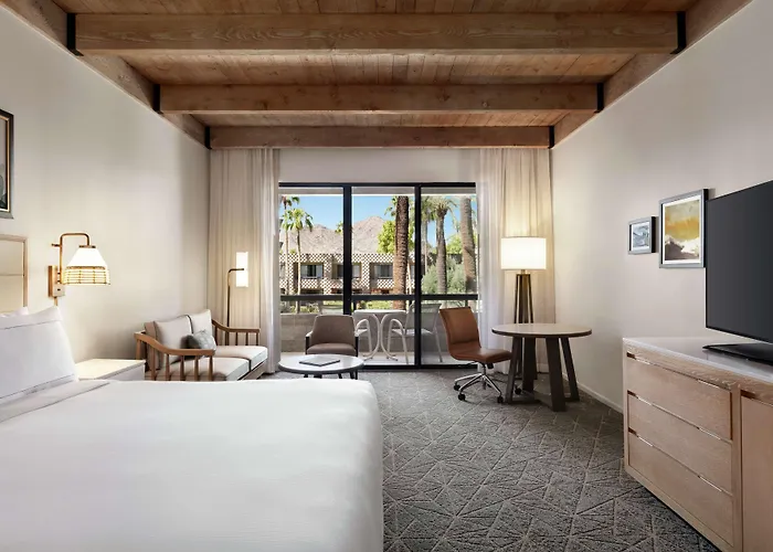 Doubletree By Hilton Paradise Valley 4*